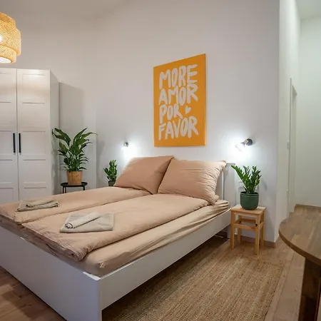 Quasi Apartman Eger
