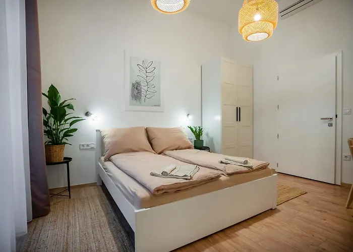 Quasi Apartman Eger